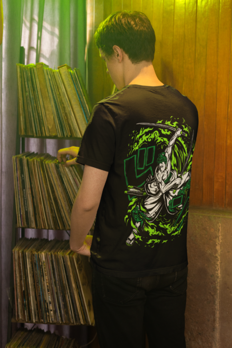 Legendary Zoro Oversized T-Shirt: Embrace the Swordsmanship of a True Warrior!